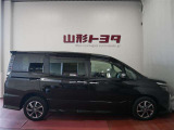 ヴォクシー 2.0 ZS 煌II 4WD 