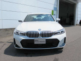 名鉄AUTOオリジナルコーティングMコートをはじめウインドフィルム施工、ドライブレコーダー取付、BMWパフォーマンスアクセサリーなど各種承ります。
