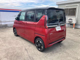 左斜め後ろからの画像です。