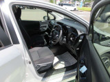 見通しのよいすっきりとした視界で、誰でも運転しやすいです。運転のしやすさは疲れにくさにも繋がりますよ♪