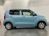 小回りが効くため、狭い道や駐車場でもストレス少なく運転ができます。