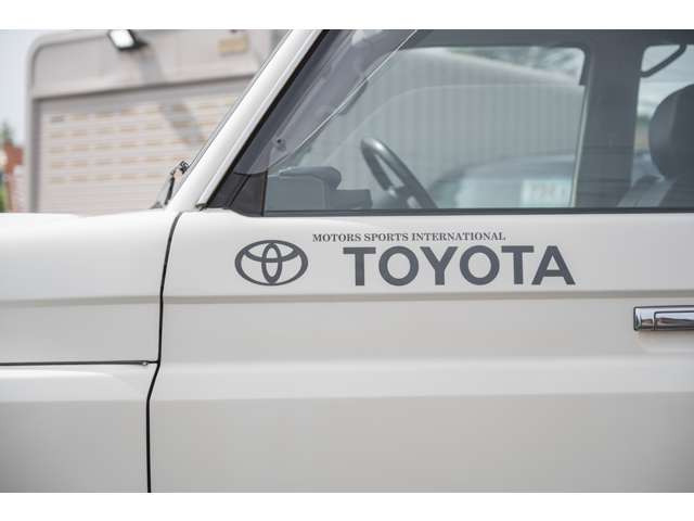 トヨタ ランドクルーザー70 4.2 ZX ディーゼル 4WD /本州関東仕入れ