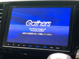 【大画面ナビ】人気の大型8インチナビを装備。存在感のある大画面はインパクト大!ナビ利用時のマップ表示は見やすく、テレビやDVDは臨場感がアップ!いつものドライブがグッと楽しくなります♪