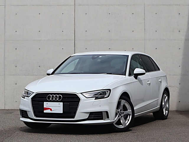 A3スポーツバック30 TFSI スポーツ シグネチャーエディション