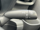 【オートライト(AUTO)】外の明るさをシステムが感知して、自動でヘッドライトが点灯します!ヘッドライトをつけ忘れを防ぐ便利機能です。