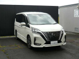 セレナ 2.0 ハイウェイスター V 