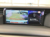 【バックカメラ】駐車時に後方確認もできますので、大きなお車が不安なお客様でも安心してお乗り頂けます♪