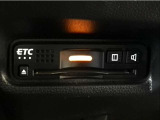 【ETC車載器】もはや必須アイテムのETCを搭載!高速道路のご利用時にとても便利!わずらわしい料金所での現金支払いが不要となりスムーズに通過できます♪