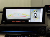 バックモニターを装備しています。車庫入れ時等に車両後方が確認出来るのでとても便利です。