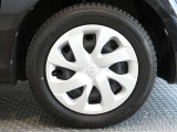 R4年式夏タイヤ185/60R15ブリジストン製です。