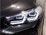 BMWのオートライトは積極的にライトをつけることにより、自車の存在を周囲に向けアピールいたします。それは安全性への配慮でもあります。