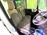運転席シート廻りは使用感も少なく、良好な状態となっています。丁寧に使われていたことがよくわかりますね。