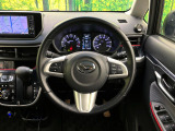 【純正革巻きステアリング】上質な革を使用することで、手にしっかり馴染みとても運転しやすいハンドルです♪