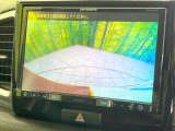 【バックカメラ】駐車時に後方がリアルタイム映像で確認できます。大型商業施設や立体駐車場での駐車時や、夜間のバック時に大活躍!運転スキルに関わらず、今や必須となった装備のひとつです!