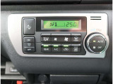 オートエアコンを装備しておりますので、四季を通じて車内を快適な温度に保つことが出来ます!高級感が有りますね!