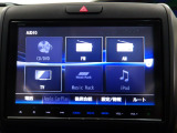 フルセグテレビ搭載。DVD再生に対応しています。