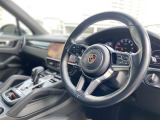 カイエン 3.0 4WD 本革シート