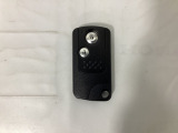 スマートキーを装備しています。鍵を差し込むことなくドアロックの開け閉めができます。