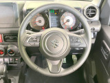 【純正革巻きステアリング】上質な革を使用することで、手にしっかり馴染みとても運転しやすいハンドルです♪