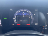 【スピードメーター】メーターがシンプルで見やすく運転しやすいですね!