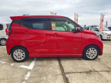 【届出済未使用車とは】自動車の分類では「新車」「中古車」この2種類しかありません。走行距離が100km未満かつ初度登録または初度届出された車両を「届出済未使用車」と呼んでいます。