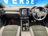 XC40 B4 AWD Rデザイン 4WD 