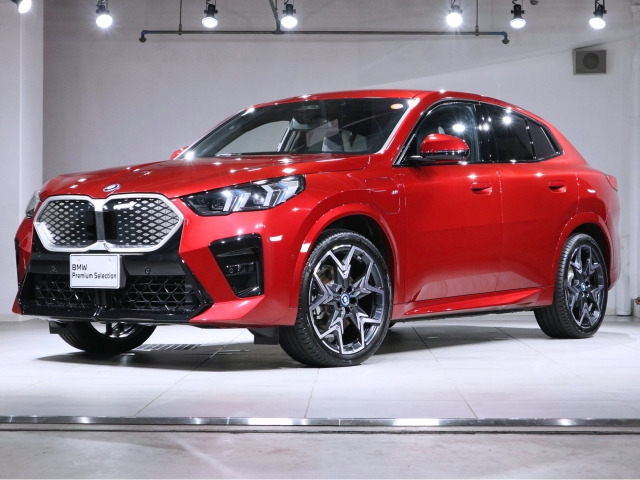 iX2xドライブ30 Mスポーツ 4WD