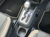 気になる車はすぐにお問い合わせください!画面右側の0066から始まる無料ダイヤルからお問い合わせ下さい!専門スタッフがお車のご質問にお答えいたします!