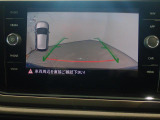 バックモニター搭載で車庫入れ安心!バック中の死角部分がモニターに映し出されるので安全性アップ!!