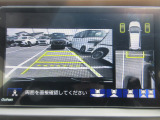 バックが苦手な方にもオススメなバックカメラ付き!広い画角で広範囲も見渡せます。