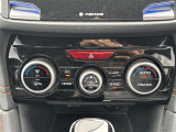 気になる車はすぐにお問い合わせください!画面右側の0066から始まる無料ダイヤルからお問い合わせ下さい!専門スタッフがお車のご質問にお答えいたします!