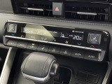 気になる車はすぐにお問い合わせください!画面右側の0066から始まる無料ダイヤルからお問い合わせ下さい!専門スタッフがお車のご質問にお答えいたします!