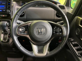 【ステアリングスイッチ】運転中、前方から目線をそらすことなく、オーディオ等の操作が可能な便利機能!安心&快適なドライブを演出してくれます♪