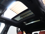 専門店ならではの豊富なメルセデス・ベンツを取り揃え、ご納車後もスタッフがカーライフをサポート致します!