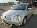 アベンシス 2.0 Xi 4WD 