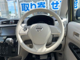 ステアリングも使用感が少なく、きれいな状態となっております♪