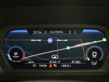 バーチャルコックピットでメーター部にて地図を確認することができます。縮尺も変更可能です。