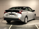 プリウス 1.8 E 