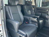 みなさまのお車選びのお手伝いをさせてください!スタッフ一同心よりご来店、お問い合わせをお待ちしております!