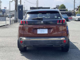 ご連絡は電話096-324-8855、メールはpeugeot@adelcars.co.jp