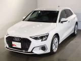 正規ディーラーAudi奈良のお車をご覧い頂きありがとうございます。株式会社ファーレン古都のAudi3支店の中からお客様のご希望にあった1台をご案内させて頂きます。