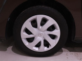 ■装着ホイール■  スチールホイール&車体デザインにマッチングしたホイールキャップです。