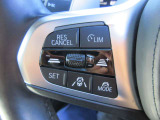 アクティブクルーズコントロール装備です。設定速度をキープしつつ、車間距離を優先し安全走行を可能と致します。長距離ドライブにマストな装備です。