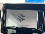 【メーカー純正ナビ】インテリアに溶け込むスタイリッシュな「専用設計」メーカーナビを装備♪視認性や操作性など基本性能にも優れ、より上質なカーライフをお楽しみいただけます。