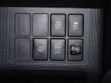 VSC OFF/フロントガラス熱線/4WDオートモード/ヘッドライト光軸調整