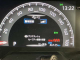 視認性のいいメーターを採用しており、快適なドライブをサポートします。