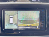 【パノラマモニター】専用のカメラにより、上から見下ろしたような視点で360度クルマの周囲を確認することができます☆死角部分も確認しやすく、狭い場所での切り返しや駐車もスムーズに行えます。