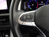 Travel Assist。設定した速度を上限に自動で加減速し、一定の車間距離,およ走行レーンを保つことでロングドライブの疲労を軽減します。