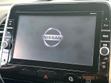 【メーカー純正ナビ】インテリアに溶け込むスタイリッシュな「専用設計」メーカーナビを装備♪視認性や操作性など基本性能にも優れ、より上質なカーライフをお楽しみいただけます。