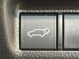 【パワーバックドア】スマートキーや運転席のボタンを押すだけでリアゲートが自動で開閉します!荷物を持っている時や、高い位置にあるバックドアを閉める際に便利な機能です♪